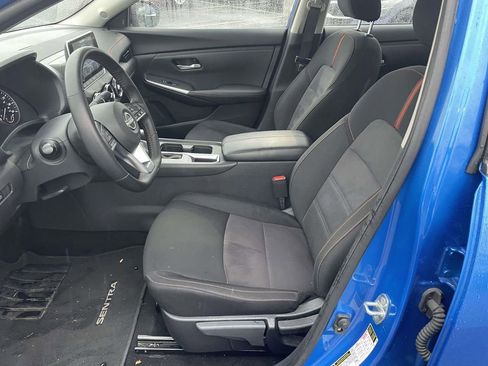 Used 2025 Nissan Sentra SR image 29