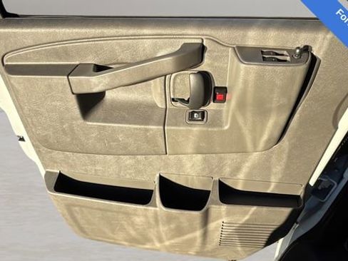 Used 2024 Chevrolet Express 3500 LT w/ LT Preferred Equipment Group image 16