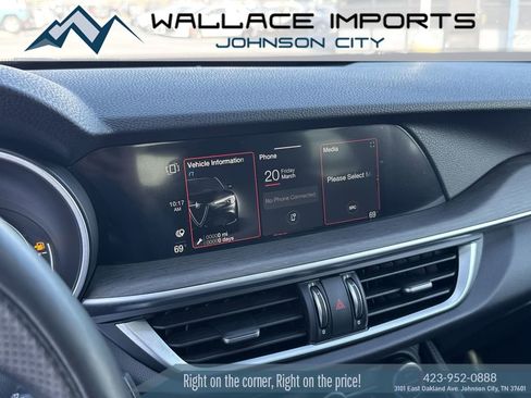 Used 2023 Alfa Romeo Stelvio Ti image 25
