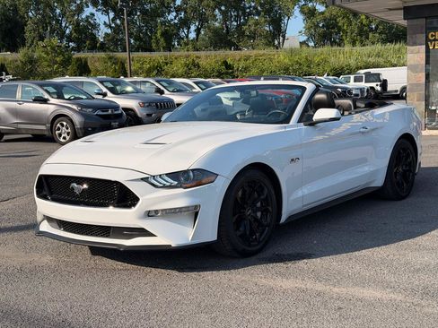 Used 2020 Ford Mustang GT Premium RWD image 3