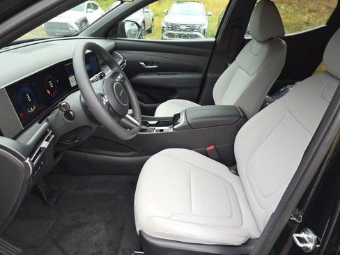Used 2025 Hyundai Santa Cruz SEL AWD/4WD image 10