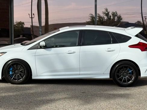 Used 2016 Ford Focus RS image 4