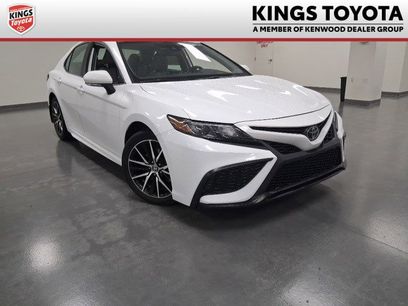 Used 2023 Toyota Camry SE