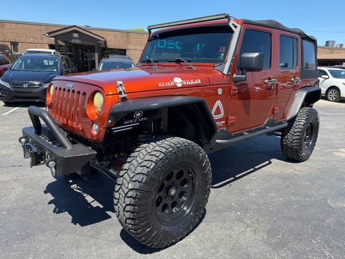 Used 2014 Jeep Wrangler Unlimited Sport AWD/4WD image 7