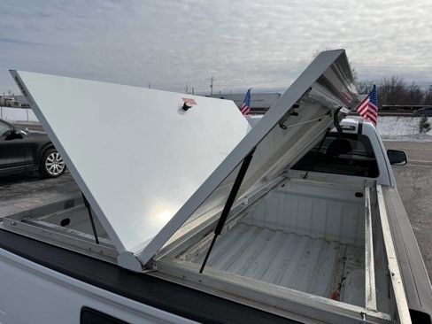 Used 2022 Chevrolet Colorado LT w/ Fleet Safety Package image 13