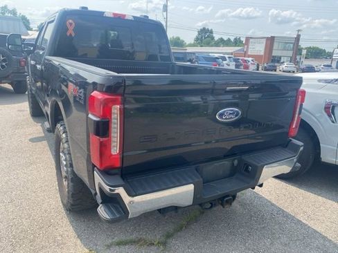 Used 2023 Ford F250 Lariat w/ Lariat Ultimate Package AWD/4WD image 4