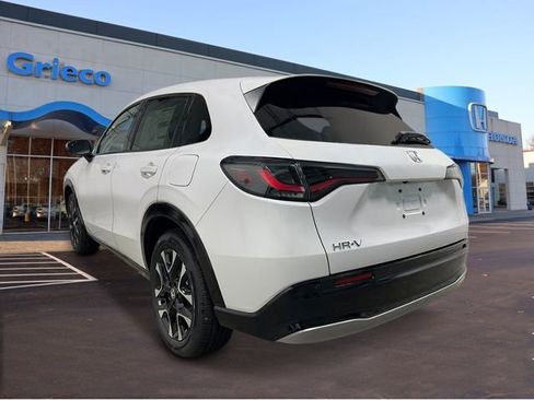 New 2026 Honda HR-V EX-L image 3