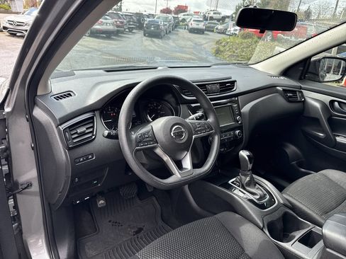 Used 2019 Nissan Rogue Sport S FWD image 27