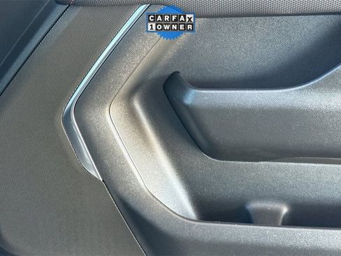 Used 2025 Chevrolet Suburban RST image 28