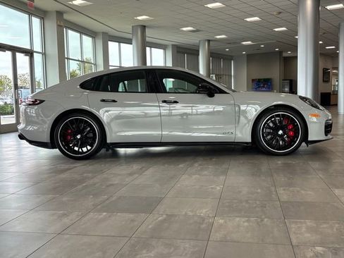 Used 2019 Porsche Panamera GTS AWD/4WD image 2