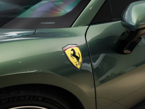 Used 2023 Ferrari 296 GTS RWD image 21
