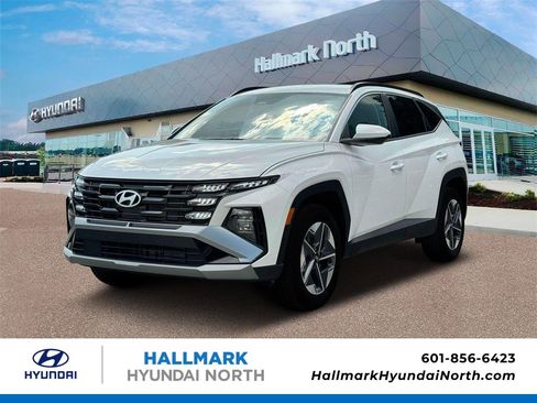 Certified 2025 Hyundai Tucson SEL image 1