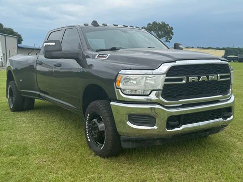 Used 2023 RAM 3500 Tradesman AWD/4WD image 3