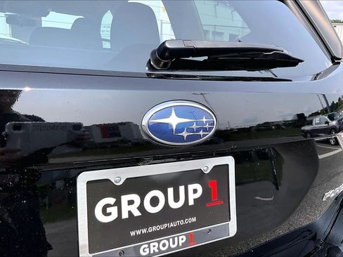 Used 2023 Subaru Forester Premium AWD/4WD image 31