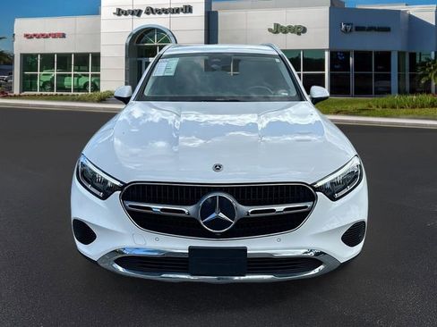 Used 2024 Mercedes-Benz GLC 300 image 2