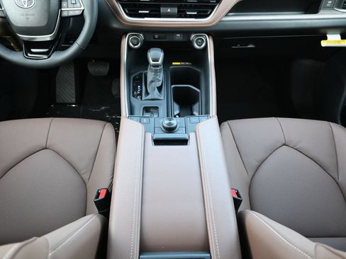 New 2026 Toyota Grand Highlander AWD image 24
