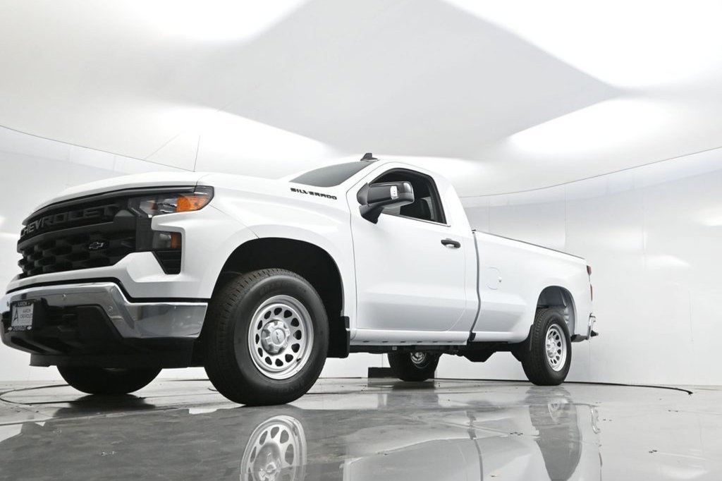 Used 2025 Chevrolet Silverado 1500 W/T w/ WT Safety Package RWD image 19