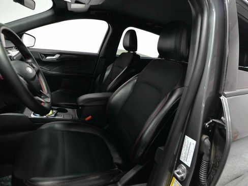 Used 2025 Ford Escape ST-Line AWD/4WD image 8