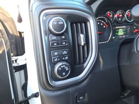 Used 2022 Chevrolet Silverado 1500 RST w/ Z71 Off-Road Package image 20