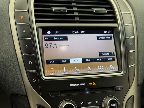 Used 2019 Lincoln Nautilus Reserve FWD image 21