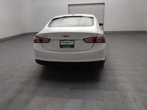 Used 2021 Chevrolet Malibu LT FWD image 7