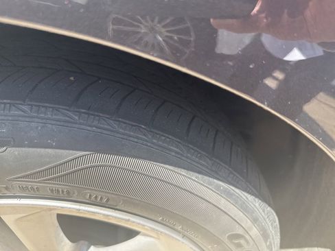 Used 2017 Chevrolet Cruze LT w/ Convenience Package image 21