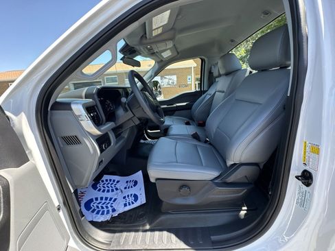 Used 2023 Ford F250 XL w/ XL Chrome Package RWD image 13