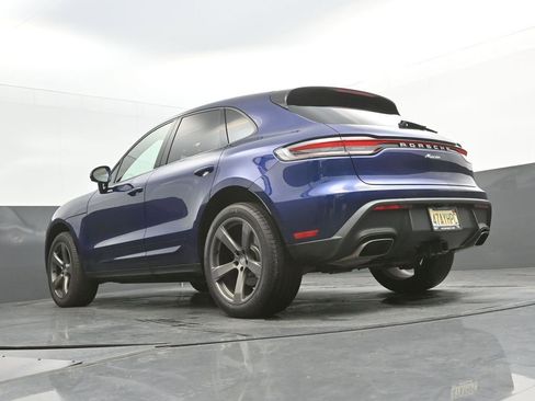 New 2026 Porsche Macan image 32