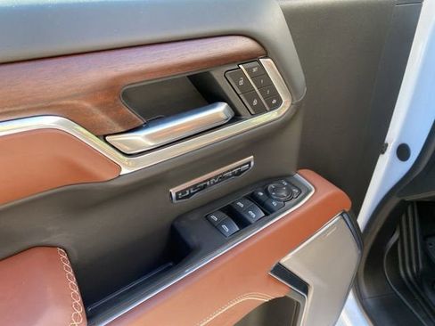 New 2026 GMC Sierra 1500 Denali Ultimate image 11