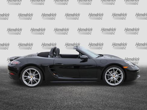 Used 2021 Porsche 718 Boxster image 10