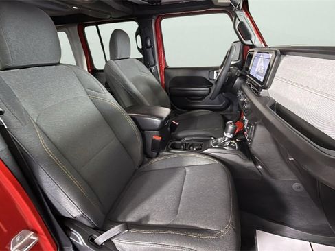 Used 2024 Jeep Wrangler Willys image 30
