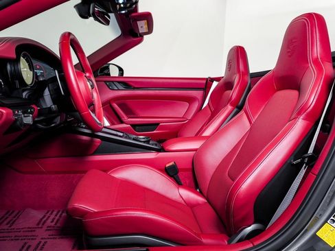 Certified 2023 Porsche 911 Carrera 4 GTS image 5