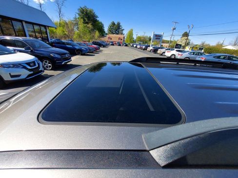 Used 2012 Chevrolet Equinox LT AWD/4WD image 17