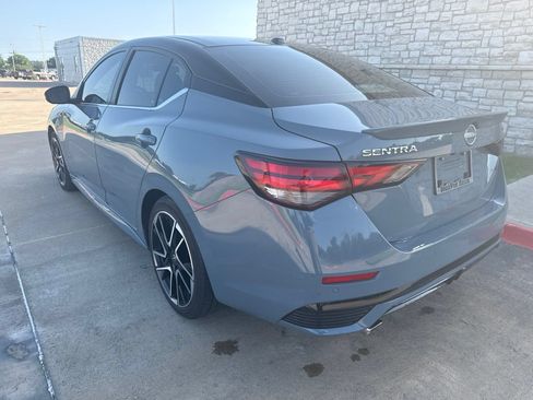 Used 2025 Nissan Sentra SR w/ SR Premium Package FWD image 7