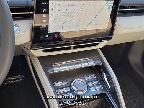 New 2026 Lincoln Nautilus Premier image 13
