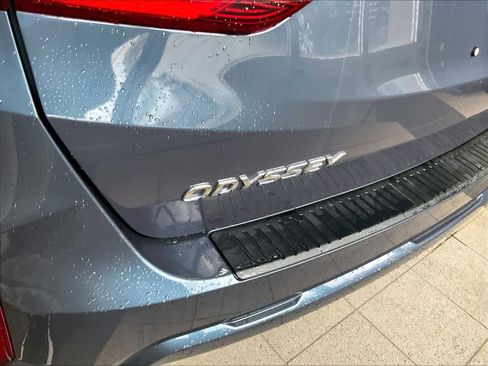 Used 2025 Honda Odyssey EX-L image 30