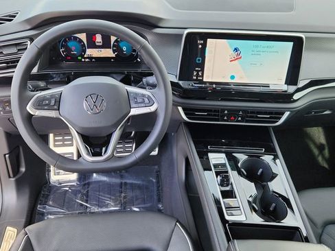 New 2026 Volkswagen Atlas Cross Sport SEL Premium R-Line image 9