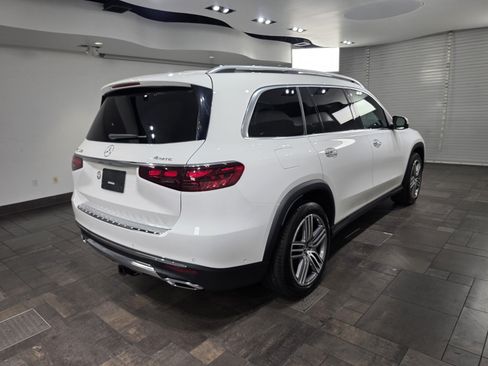 Used 2025 Mercedes-Benz GLS 450 4MATIC image 29