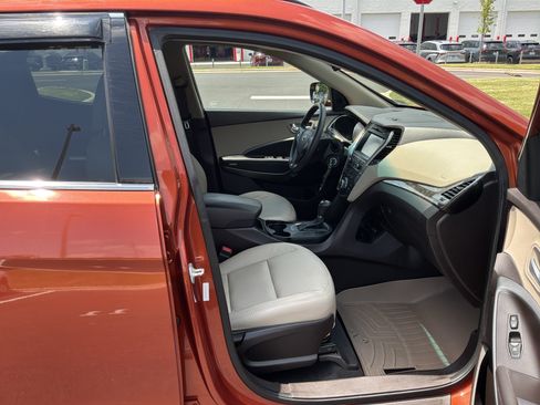 Used 2017 Hyundai Santa Fe Sport AWD/4WD image 30