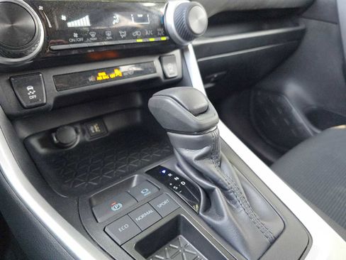Used 2025 Toyota RAV4 LE FWD image 34