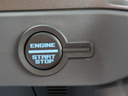 New 2025 Ford Bronco Badlands image 30