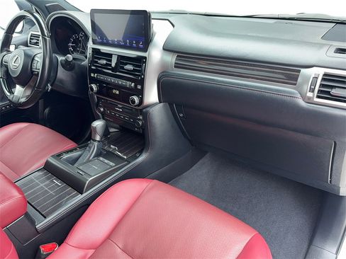 Used 2023 Lexus GX 460 Premium w/ Premium Package image 45