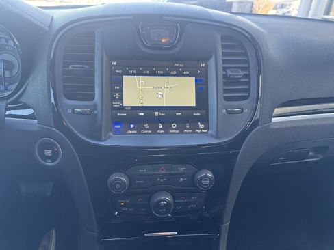 Used 2023 Chrysler 300 S image 19