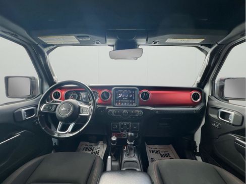 Used 2019 Jeep Wrangler Unlimited Rubicon AWD/4WD image 6