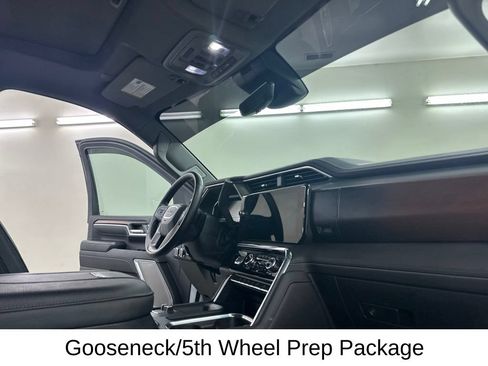Used 2025 GMC Sierra 2500 Denali w/ Denali Reserve Package AWD/4WD image 19