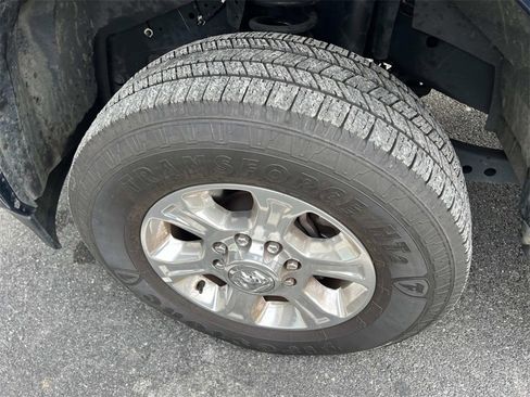 Used 2024 RAM 2500 Big Horn w/ Sport Appearance Package image 22