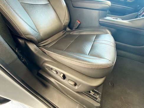 Used 2021 Chevrolet Tahoe RST w/ Luxury Package AWD/4WD image 31