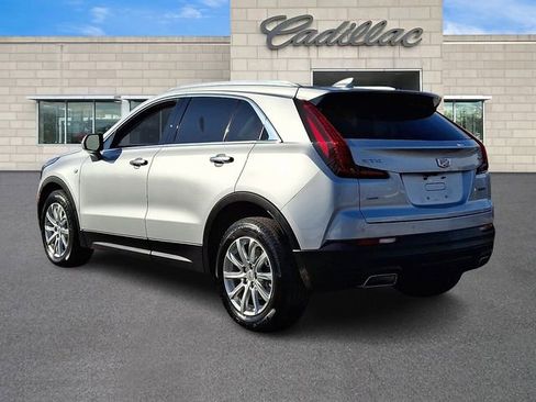 Certified 2022 Cadillac XT4 Luxury w/ Driver Awareness Package image 5