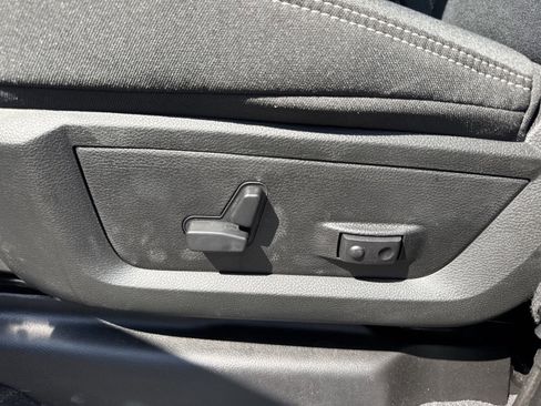 New 2025 RAM 2500 Big Horn image 19