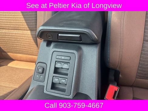 Used 2023 Ford Bronco Outer Banks AWD/4WD image 16